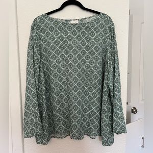 J Jill  Pleat Back Feminine Green Medallion Print Long Sleeve